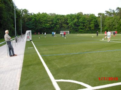 Sportplatz-SGB-Fußball-4.jpg